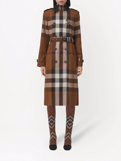 Burberry Waterloo Check-print Double-breasted Trench Coat In Brown |  ModeSens