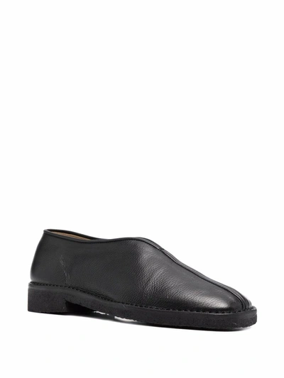 Shop Lemaire Grained Leather Slippers In Schwarz