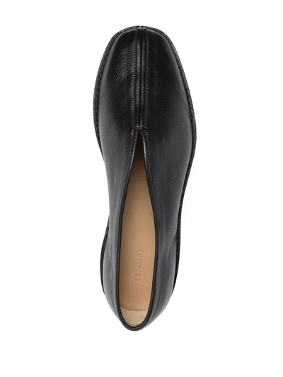 Shop Lemaire Grained Leather Slippers In Schwarz