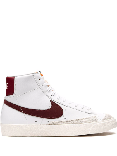 Nike White & Red Blazer Mid '77 Vintage Sneakers In Weiss