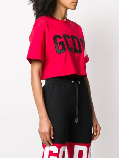 Shop Gcds Cropped Logo T-shirt In Red