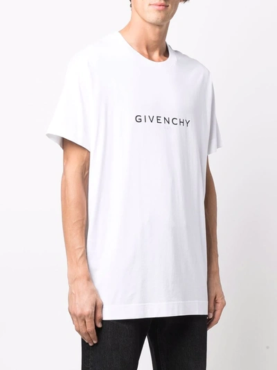 Givenchy White Crewneck T-shirt With Logo Print In Cotton Man In Weiss