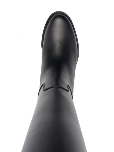 Ferragamo Vara Chain Knee-high Boots In Schwarz