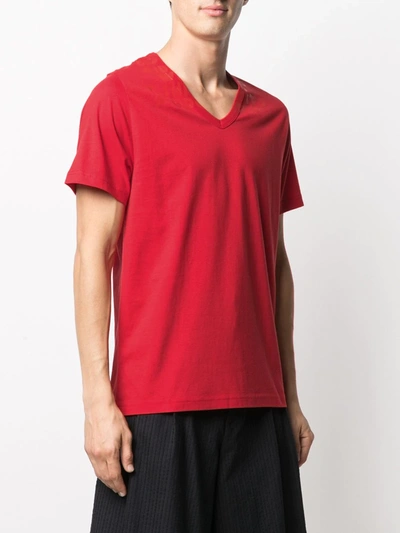 Shop Maison Margiela Slogan-print V-neck T-shirt In Red