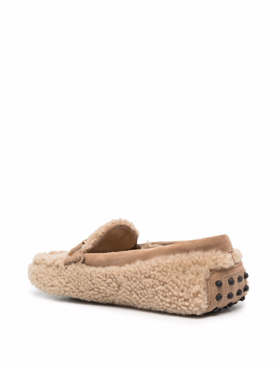 Shop Tod's Shearling-design Loafers In Neutrals