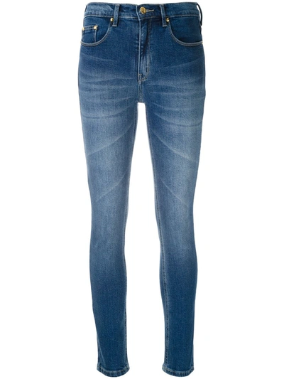 Shop Amapô Rocker Sueli Skinny Jeans In Blue