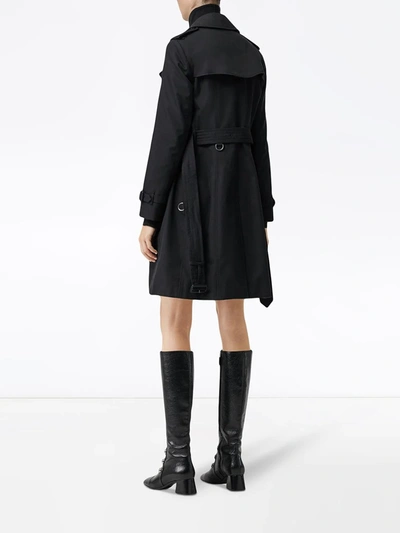 Shop Burberry The Chelsea Heritage Trench Coat In Blue