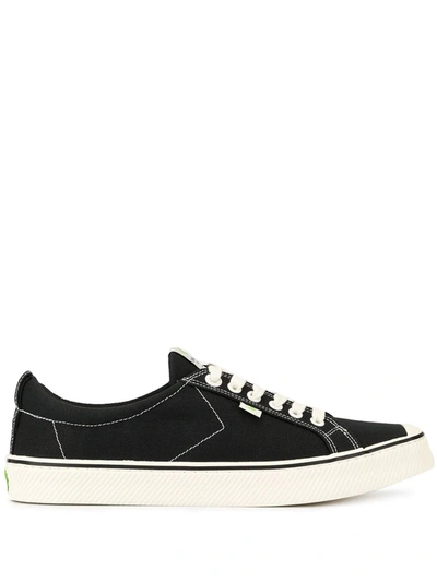 Cariuma Mens Black Mens Oca Low Organic-canvas Trainers 7 In Black