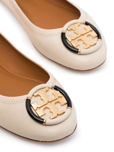 Shop Tory Burch Minnie Leather Ballerina Shoes In Nude
