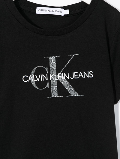 Shop Calvin Klein Logo-print Cotton T-shirt In Black