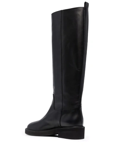 Via Roma 15 Round-toe Leather Boots In Schwarz