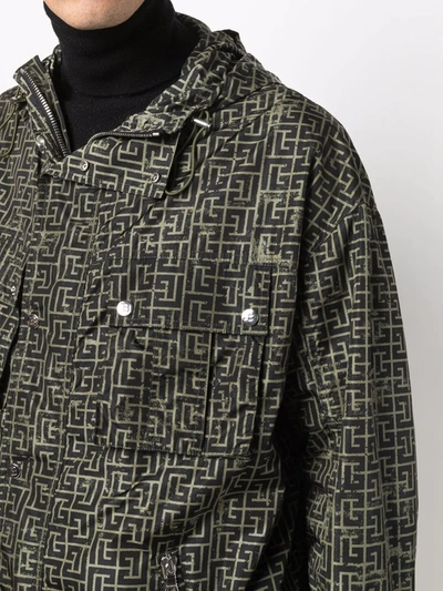 Balmain Repeat-logo Parka In Grün