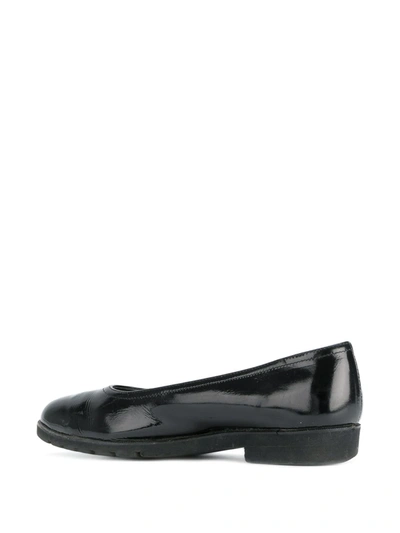 Pre-owned Ferragamo Almond Toe Ballerinas In Black