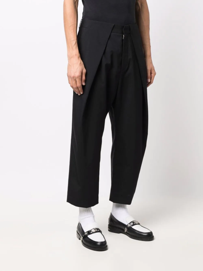 Shop Balmain Draped Straight-leg Cropped Trousers In Schwarz