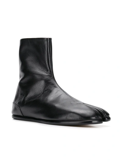 Maison Margiela Black Tabi Leather Ankle Boots In Black