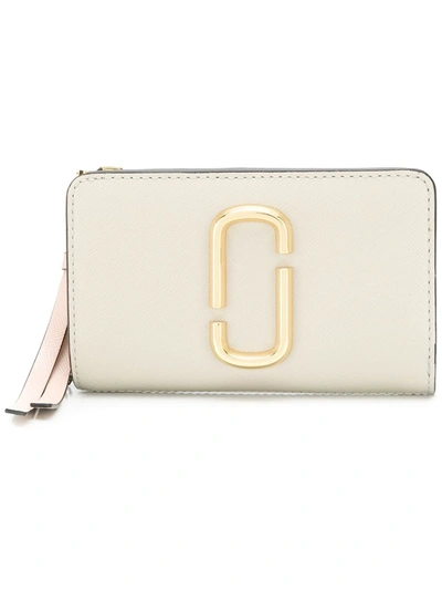 Shop Marc Jacobs Compact Leather Wallet In Grey
