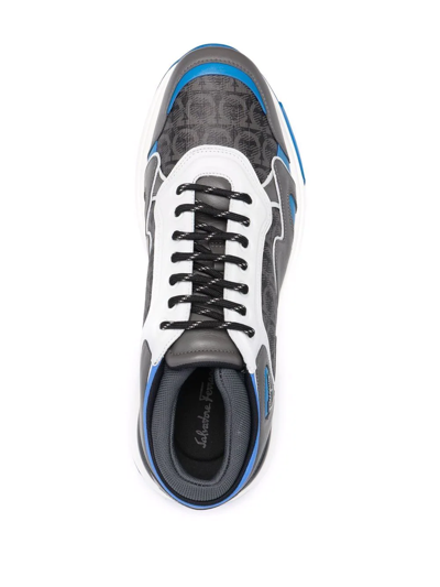 Ferragamo Gancini Rainbow Sneaker In Grau