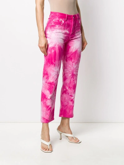 Shop Msgm Tie-dye Print Cropped Jeans In Pink