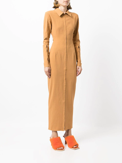 Shop Jacquemus Obiou Straight Fitted Dress In Braun