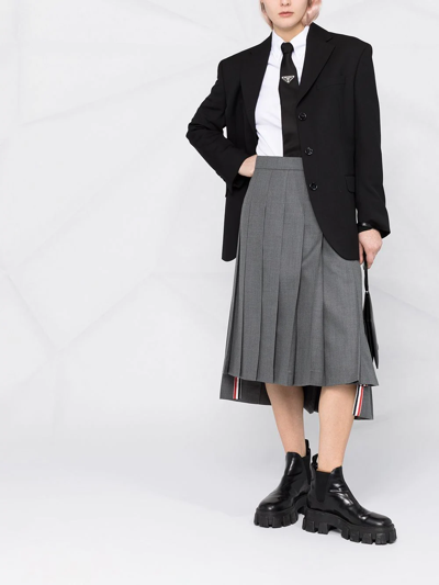 Thom Browne Scallop Collar Long Sleeve Cotton Button-up Shirt In White