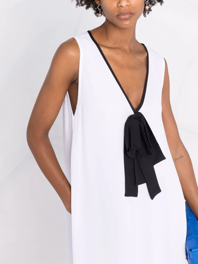 Fabiana Filippi Bow-detail V-neck Long Top In Weiss