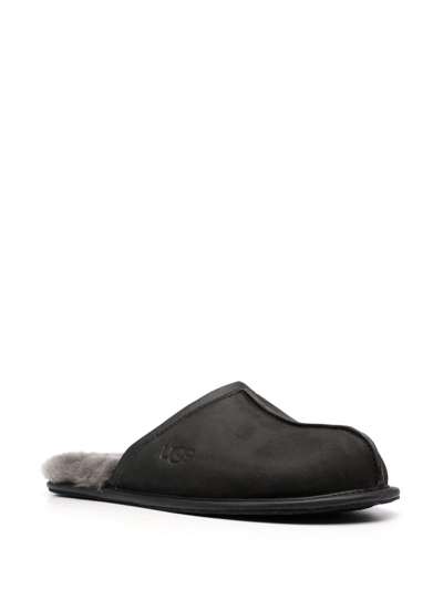 Shop Ugg Scuff Leather Slippers In Schwarz