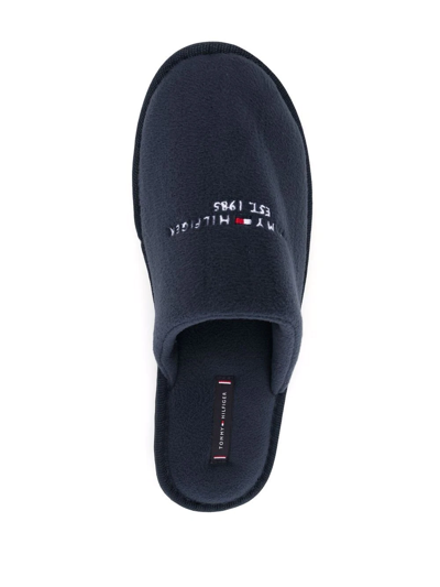Shop Tommy Hilfiger Logo Fleece Slippers In Blau