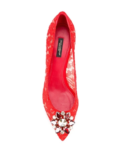 Dolce & Gabbana Bellucci 60 Brooch Embellished Lace Pumps In Red