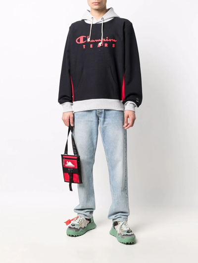 Champion Logo Print Hoodie In Schwarz
