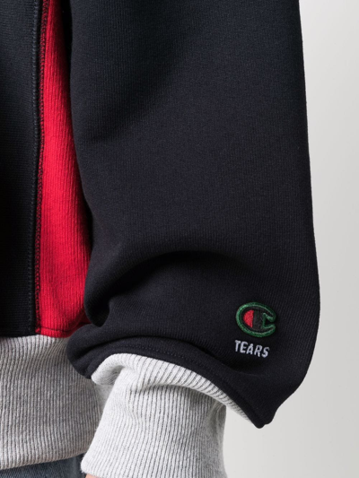 Champion Logo Print Hoodie In Schwarz