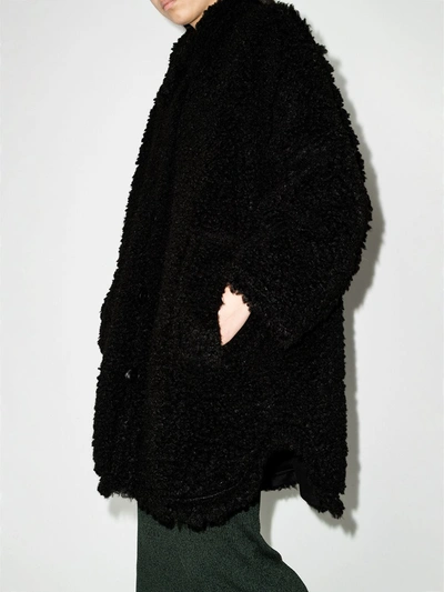 Shop Stand Studio Long-sleeved Faux-fur Coat In Schwarz