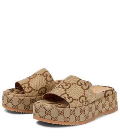 Gucci Angelina Logo-jacquard Coated-canvas Platform Slides In Camel Ebony