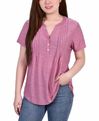 Shop Ny Collection Women's Short Sleeve Y-neck Jacquard Knit Top In Polignac