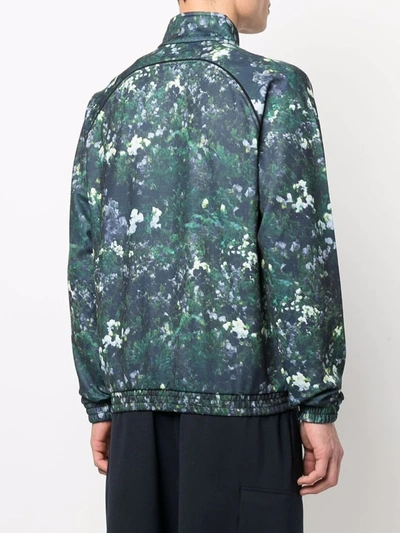 Shop Kenzo Floral-print Zip-up Jacket In Schwarz