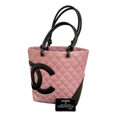 Chanel - Authenticated Cambon Handbag - Leather Pink Plain for Women, Good Condition