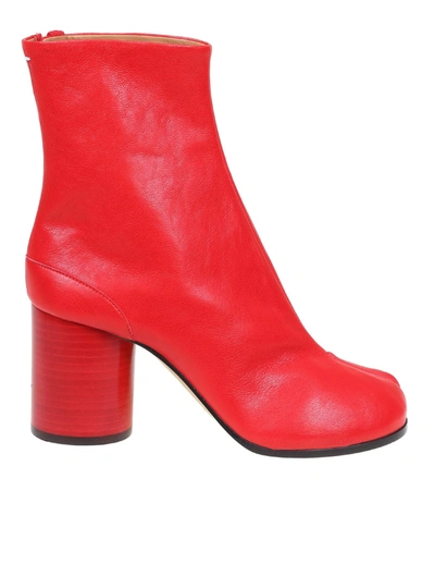 Shop Maison Margiela Tabi Ankle Boots In Nappa In Red
