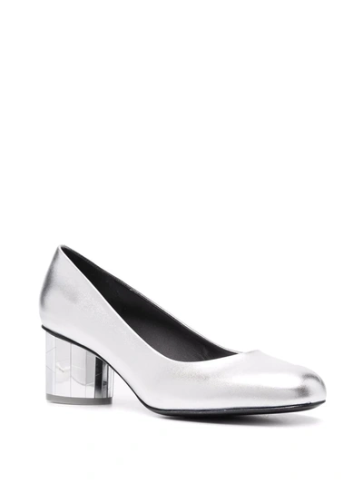 Ferragamo Farrah Slip-on Leather Pumps In Grey