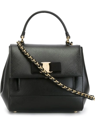 Ferragamo 'carrie'手提包 In Black