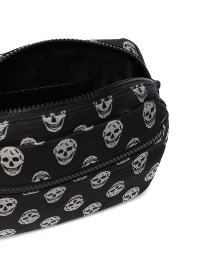Shop Alexander Mcqueen Skull Print Belt-bag In Schwarz
