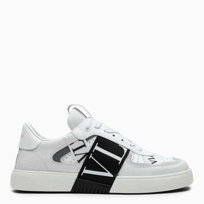 Shop Valentino White/black Vl7n Sneakers