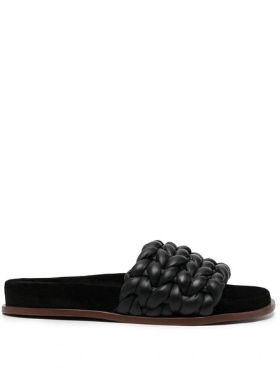 Shop Chloé Kacey Leather Flat Sandals In Black