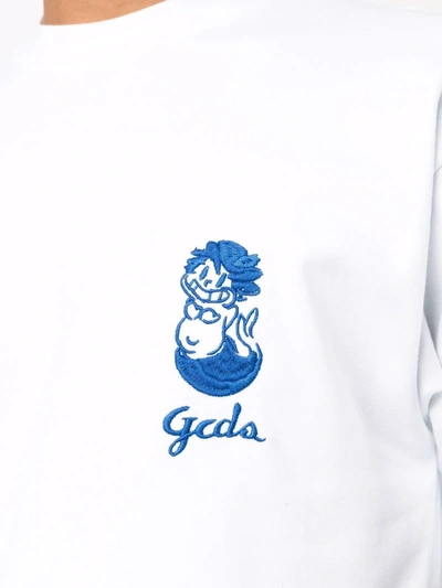 Shop Gcds Embroidered Logo Cotton T-shirt In Weiss