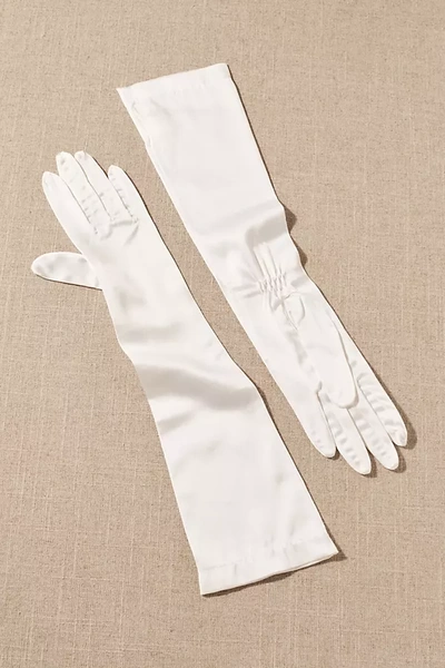 Shop Carolina Amoto Viviana Silk Gloves In White