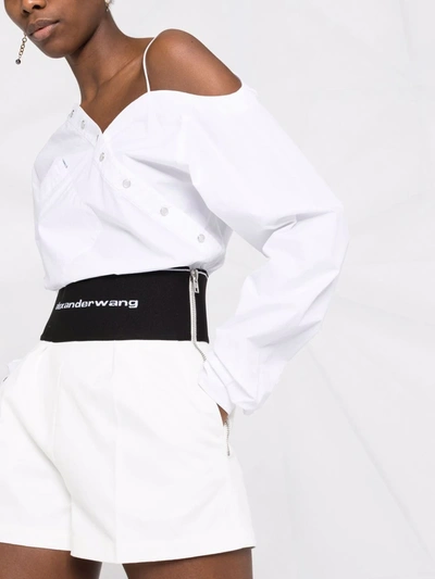 Shop Alexander Wang Logo-waist Pleat-detail Shorts In Weiss