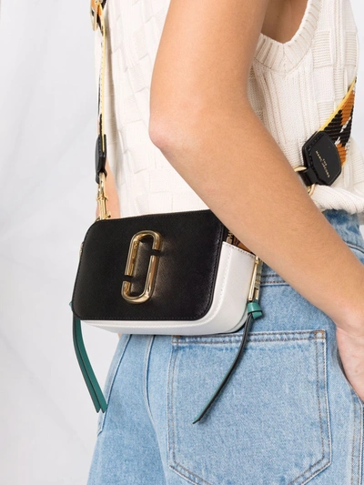 Marc Jacobs Colorful Logo Zipper Shoulder Bag In Schwarz