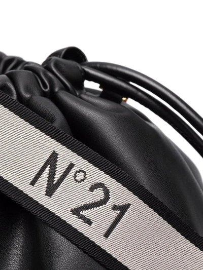 N°21 Drawstring Clutch Bag In Black