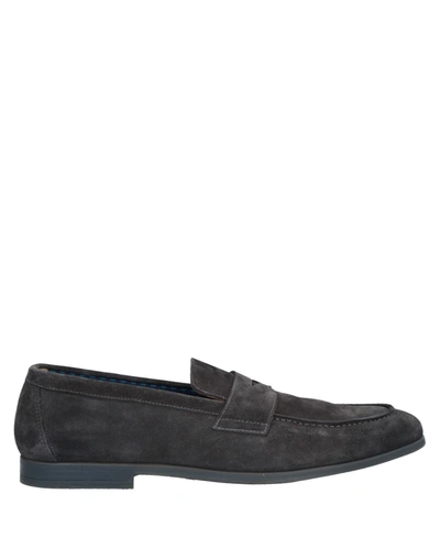 Shop Doucal's Loafers In Lead