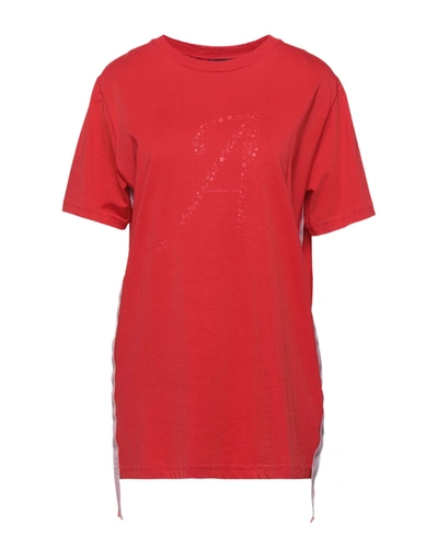 Shop Alessandro Dell'acqua T-shirts In Red