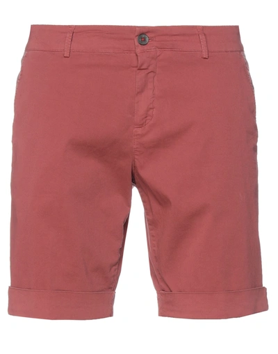 Shop Maison Clochard Shorts & Bermuda Shorts In Brick Red