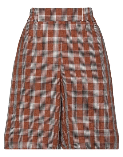 Shop Momoní Woman Shorts & Bermuda Shorts Rust Size 2 Linen In Red
